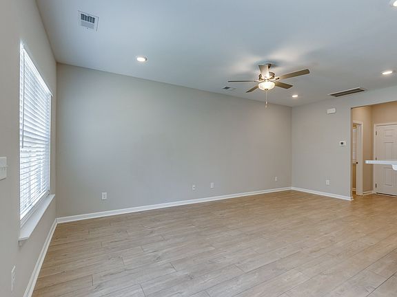 3rd image of 6538 Wilford Ct