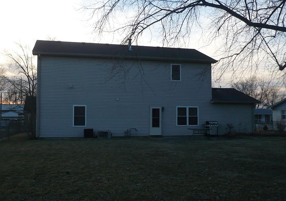 2nd image of 425 N Meridian St