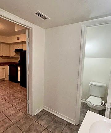 3rd image of 1801 Labette Manor Dr APT 1