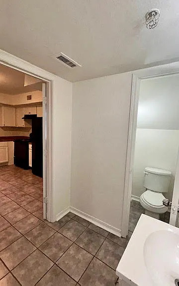 1801 Labette Manor Dr #1 — Photo 3
