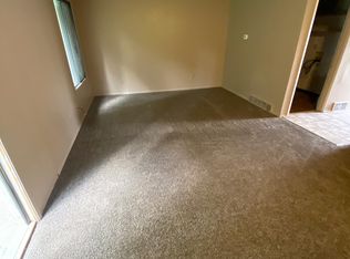 2620 SE 19th St, Des Moines, IA 50320