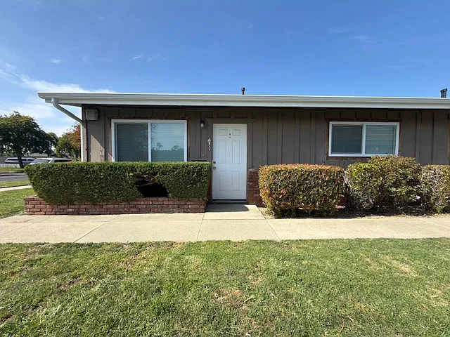 2 bed, 1.0 bath, 950 sqft, $1,850 — Photo 2