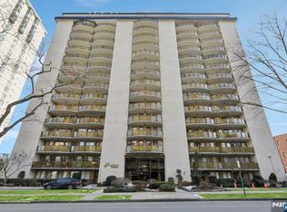 150 Overlook Ave APT 7F, Hackensack, NJ 07601