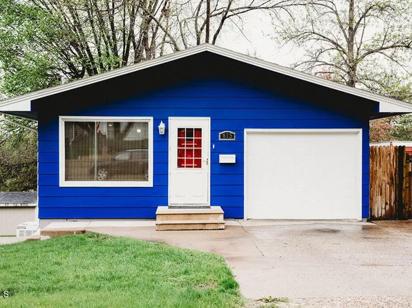 815 3rd Ave NE, Jamestown, ND 58401