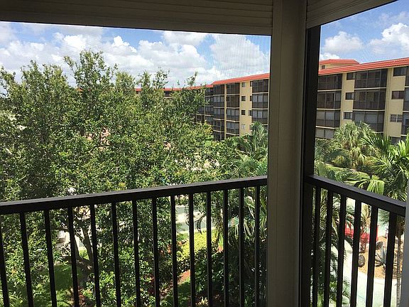 5th image of 2601 NE Forteen Street Cswy #445