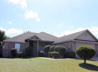3373 Garrett Ln, Springdale, AR 72764
