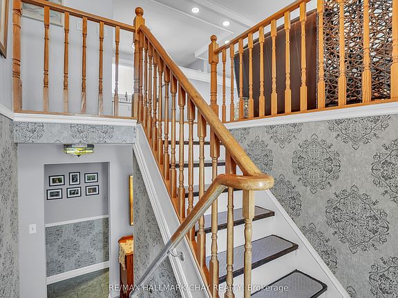 4th image of 8 Saint Patricks Dr