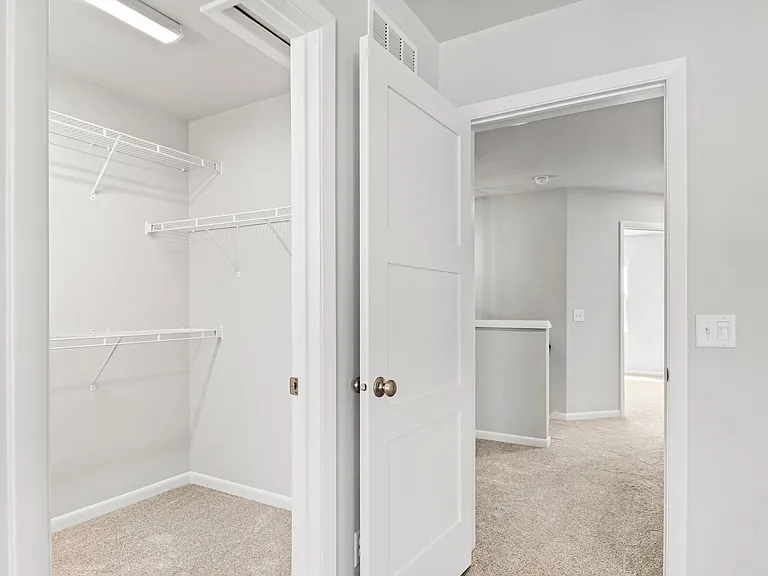 534 Lone Oak Ln — Photo 29