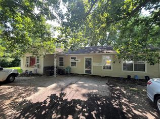 102 Kendall Dr, Belzoni, MS 39038