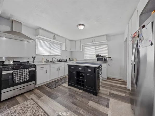 12054 3rd St, Yucaipa, CA 92399