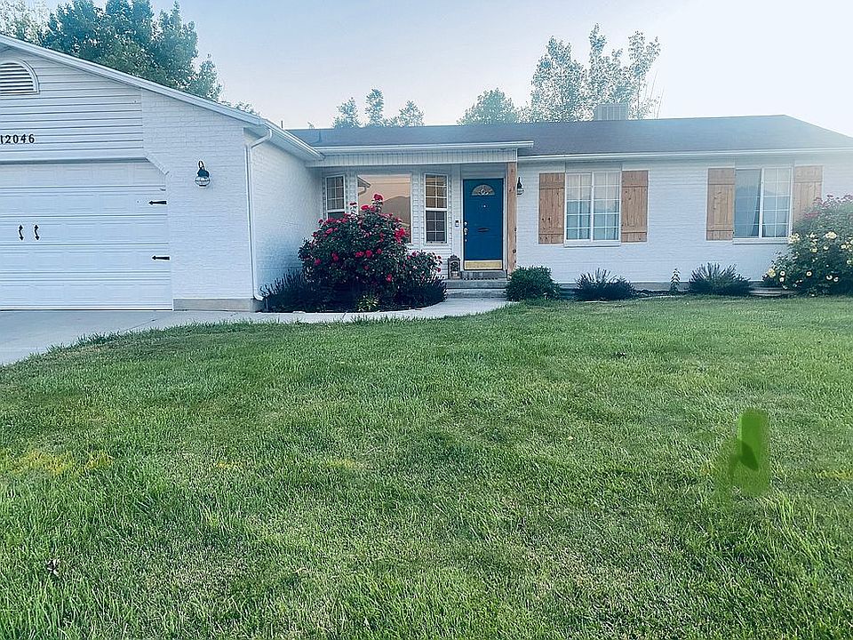 1st image of 12046 S Kenmore Cir