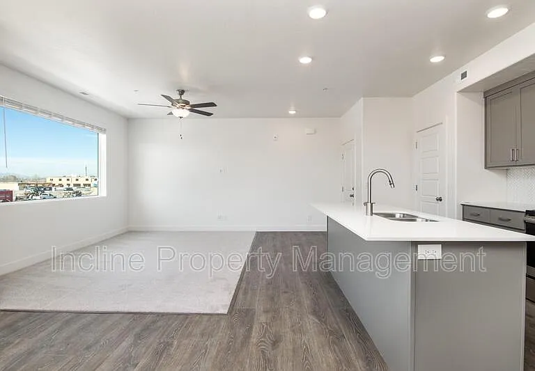 362 S 1080 W #A202 — Photo 9