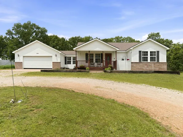 499 Community Drive, Marshfield, MO 65706