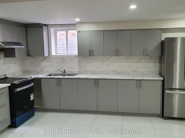 5 Inder Heights Dr, Brampton, ON L6Z 3M4