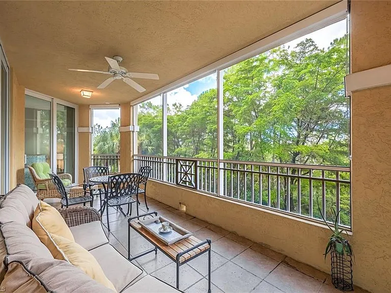 2728 Tiburon Blvd E #A-204 — Photo 14