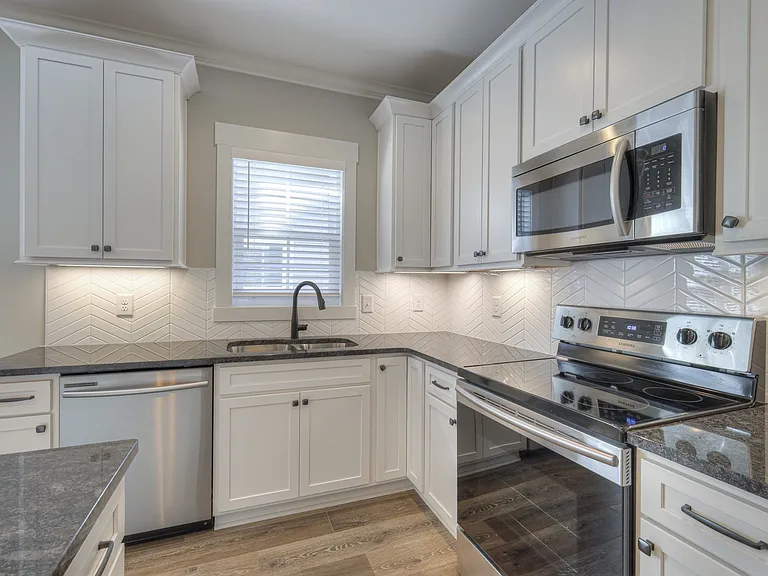 3412 Caroline Farms Dr — Photo 12