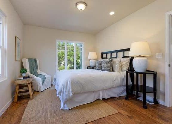 3rd image of 422 E Figueroa St #1