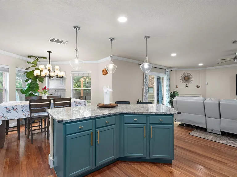 1509 Shady Creek Trl — Photo 13