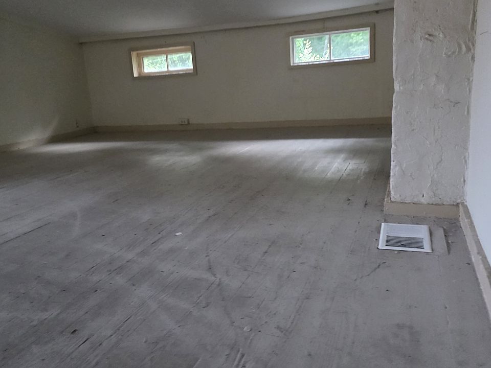 1st image of 2218 Ravine St