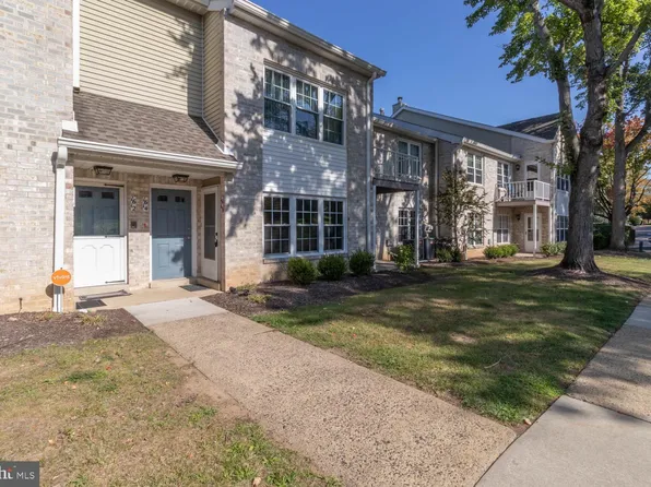 1613 Valley Glen Rd #165, Elkins Park, PA 19027