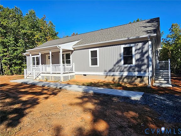 2nd image of 121 Sharps Creek Dr
