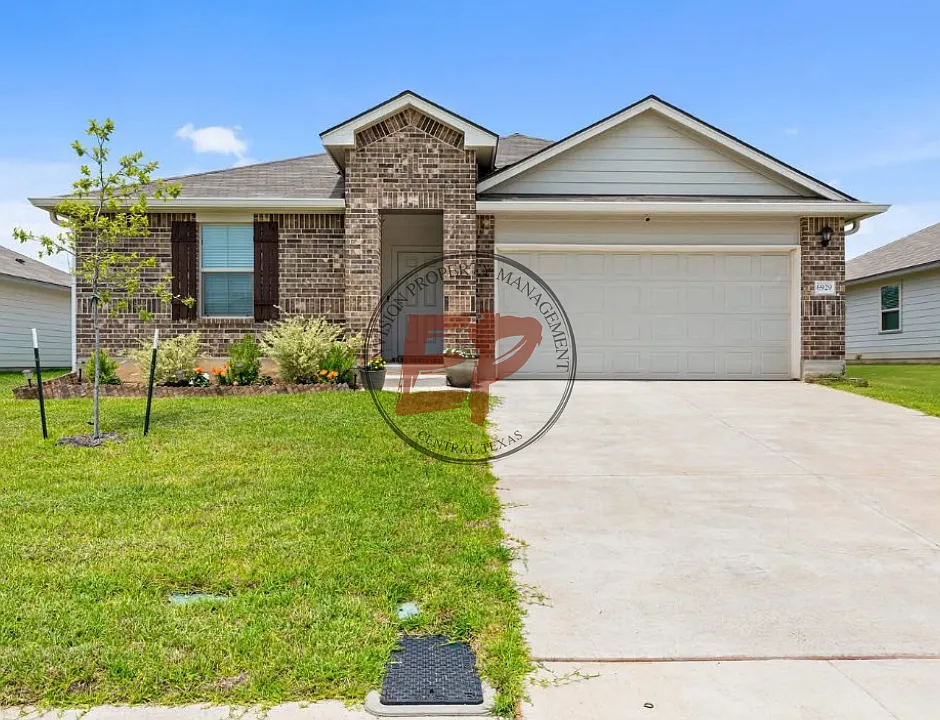 6929 Guadalupe Rd