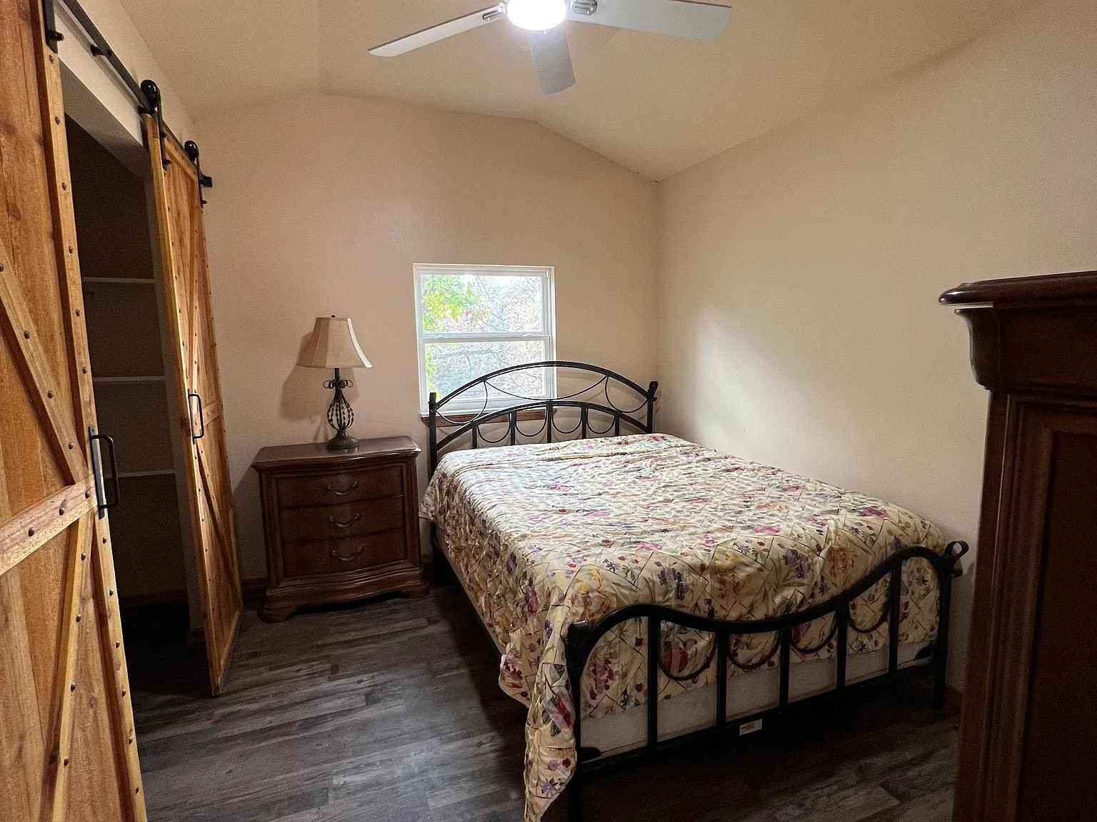 1 bed, 550 sqft, $1,375 — Photo 2