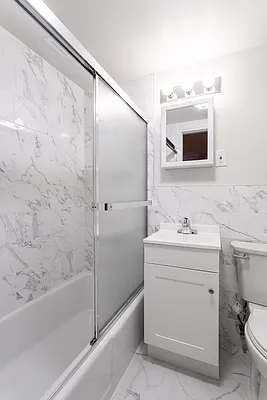 Rented by Bond New York | media 4