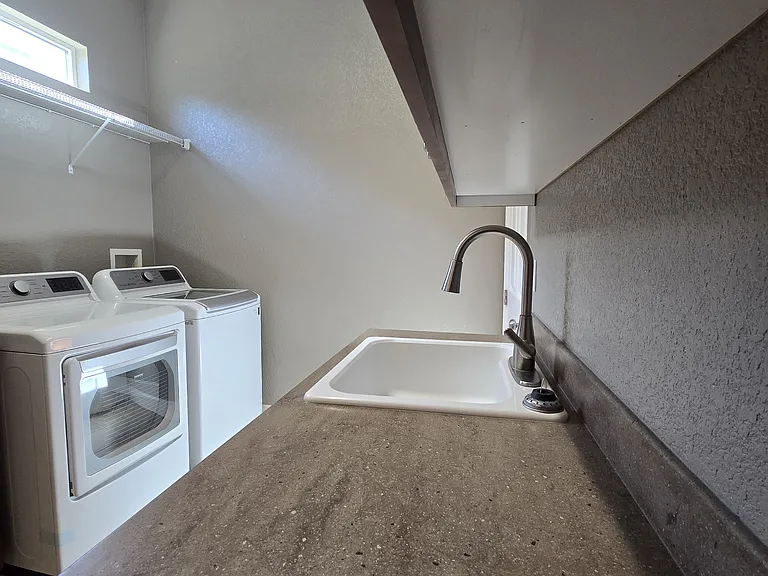 373 Marble Ln — Photo 7