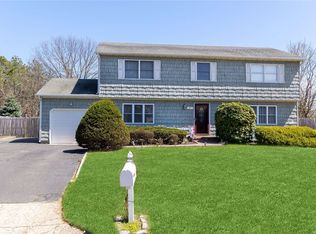 57 Long Meadow Pl, South Setauket, NY 11720