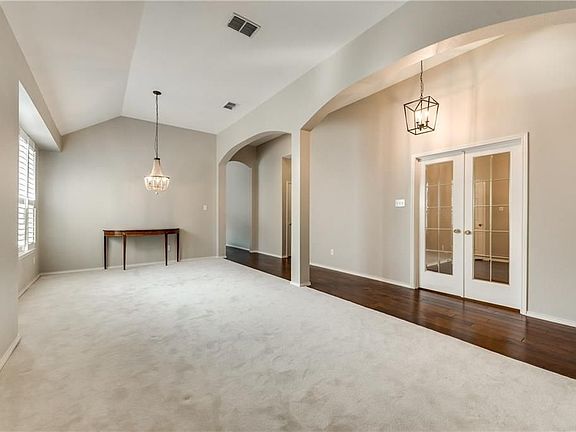 5th image of 9017 Azinger Dr
