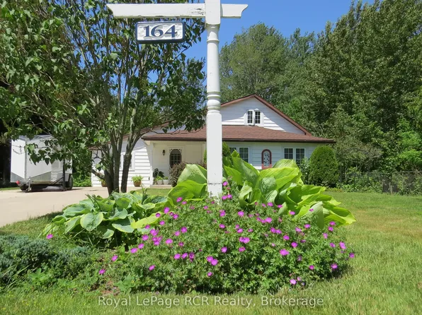 164 Edward St, Saugeen Shores, ON N0H 2L0