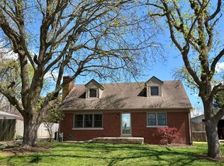 3030 Lynnwood Dr, Paris, KY 40361