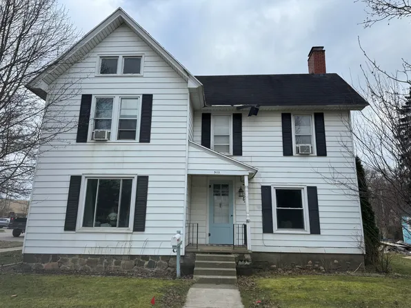 503 Trowbridge St, Allegan, MI 49010