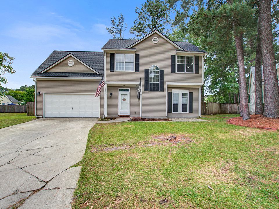 1st image of 104 Seavington Ct