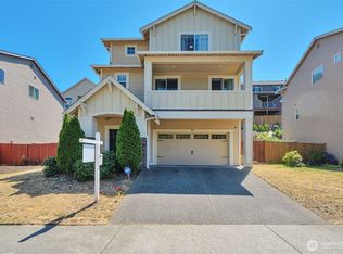 909 SW 338th Street, Federal Way, WA 98023