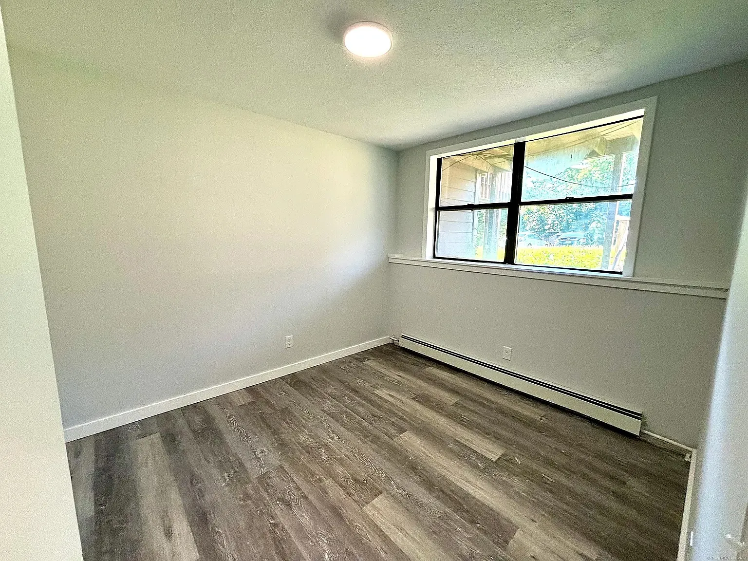 1 bed, 782 sqft, $1,350 — Photo 4