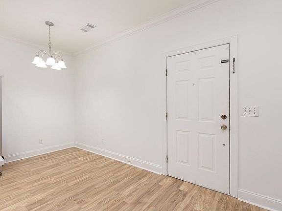 5th image of 4003 Radcliffe Place Dr #B5