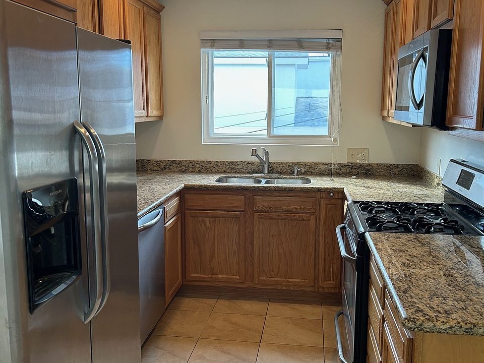 1st image of 315 Larkspur Ave #B