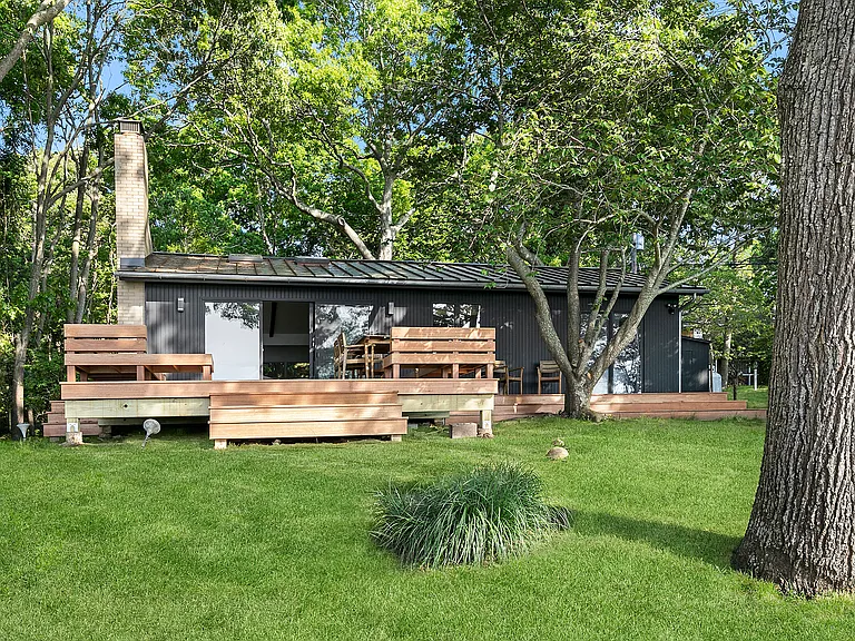 33 Bluff Point Rd — Photo 14