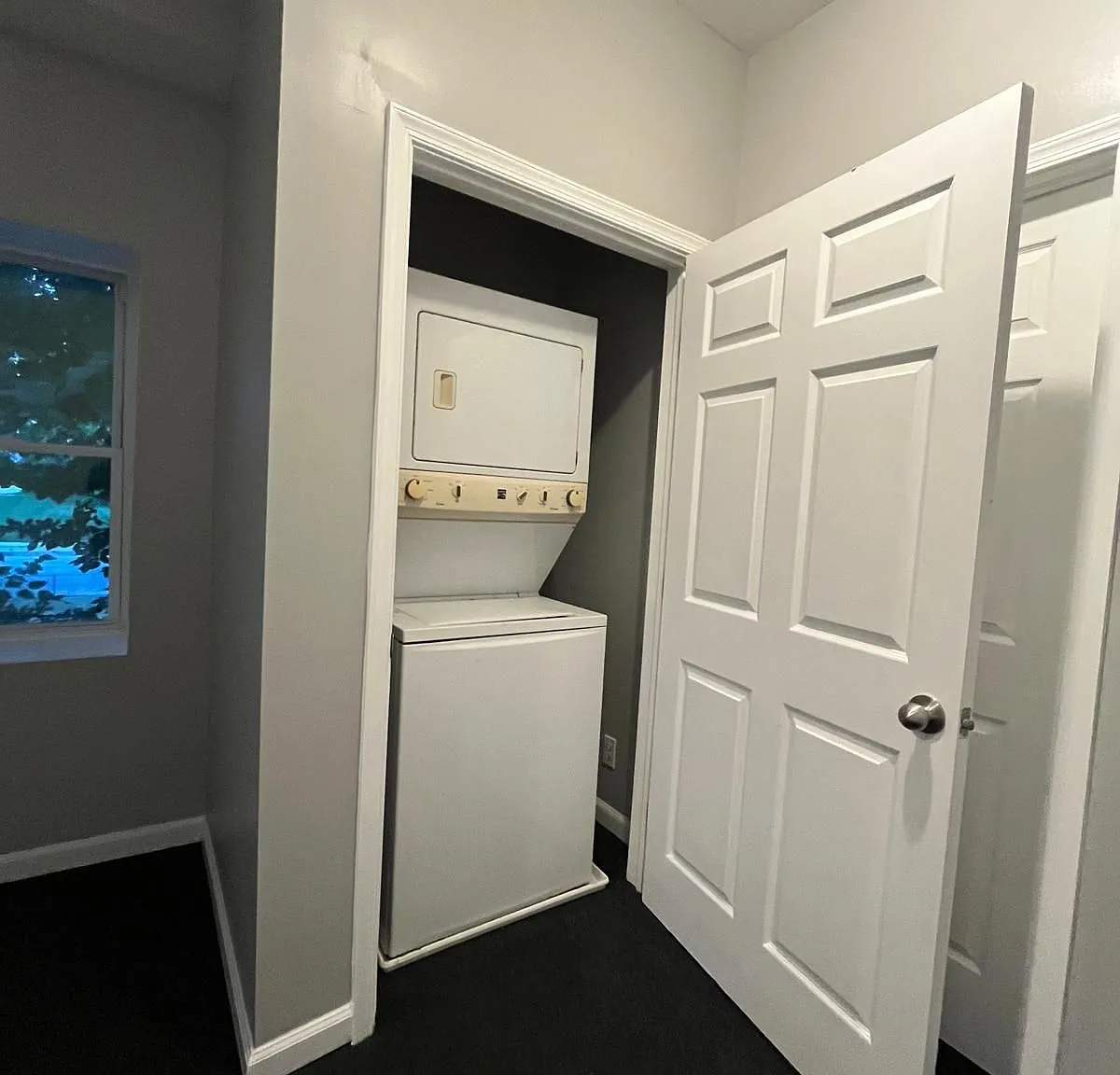 3 bed, 1200 sqft, $1,750 — Photo 4