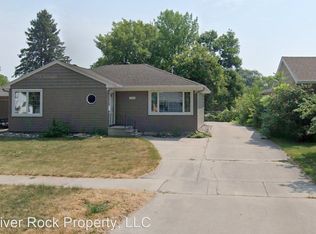 1701 1st St N, Fargo, ND 58102