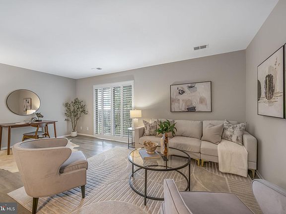 5th image of 2534 Glengyle Dr #171