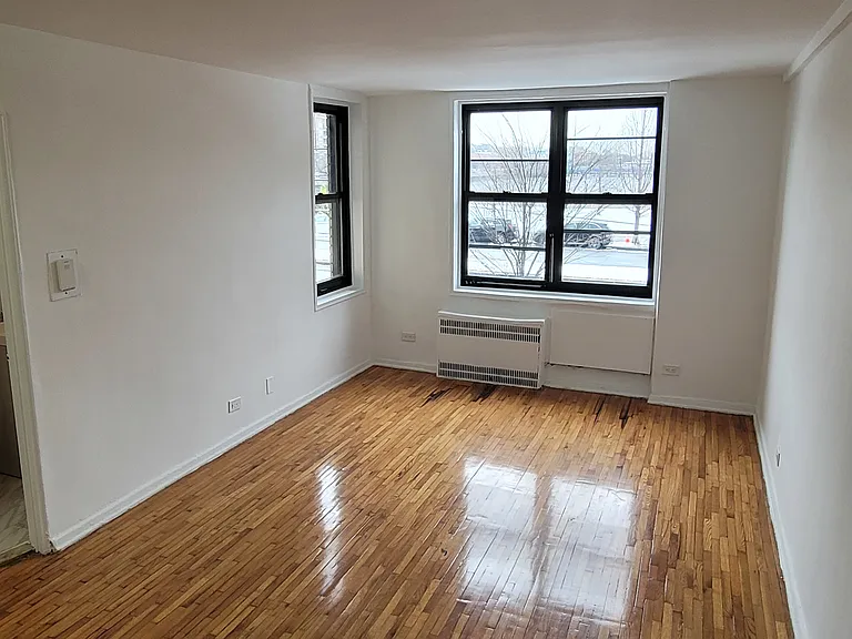 50 Shore Blvd #E1 — Photo 1