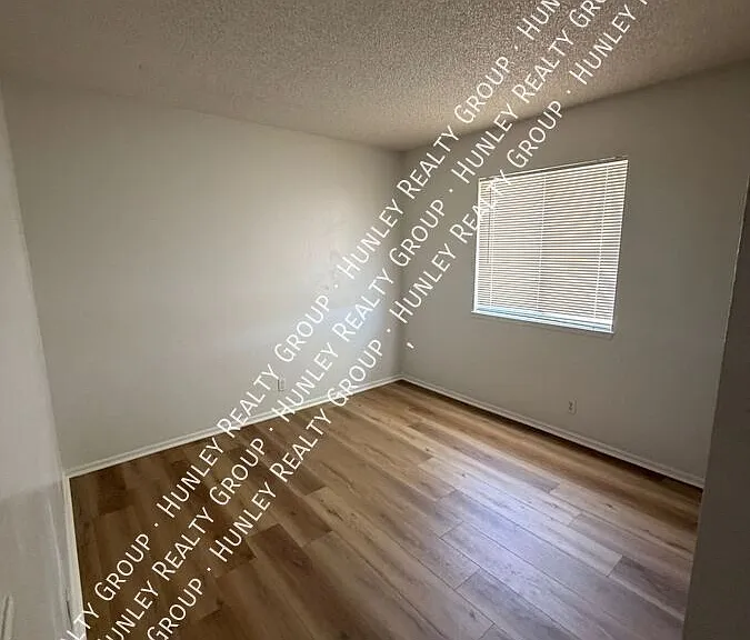 15975 Calandria Way — Photo 12