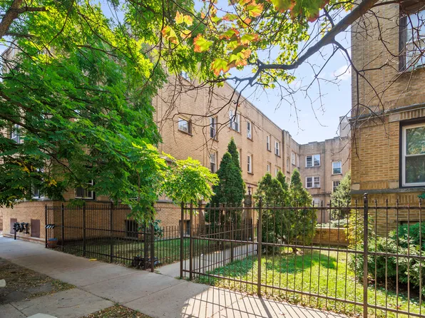 1703 W Wallen Ave APT 2D, Chicago, IL 60626
