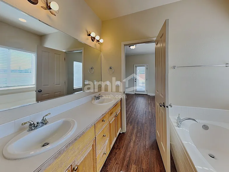 549 S Lodestone Ave — Photo 10