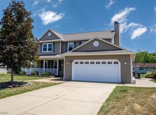 10171 Versailles Dr, Strongsville, OH 44136