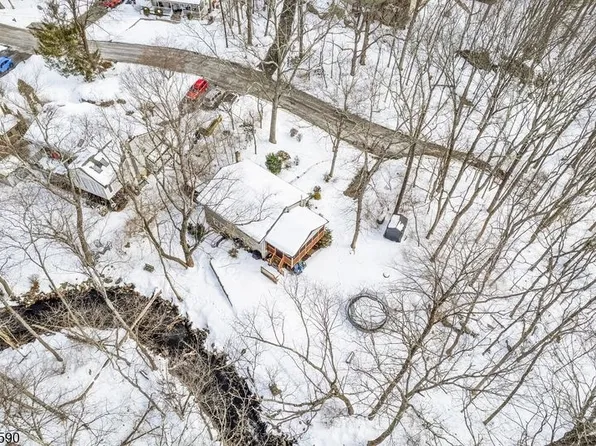 14 W Lake Dr, Byram Twp., NJ 07874