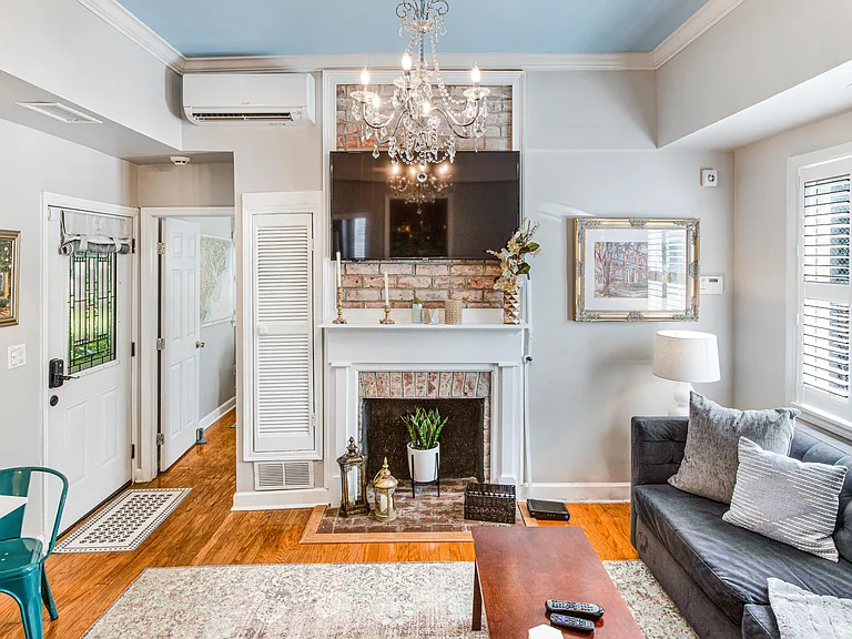 109 E Park Ave — Photo 5